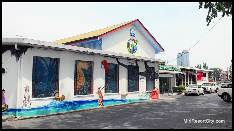 Picture shows Miri Handicraft Center. Photo credit: Miri City Council