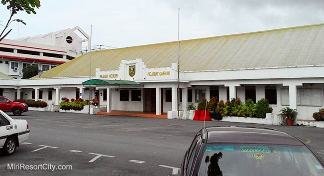 Image shows the Miri Resident’s and District office. Photo credit: Miri City Council.