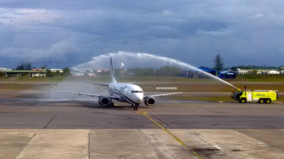 XpressAir inaugural Pontianak-Miri flight receiving water salute at Miri Airport.