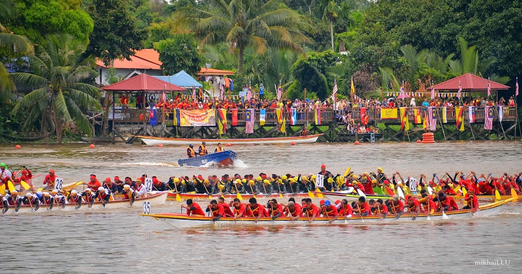 Photo shown during Sarawak Regatta Boat Race 2018 
