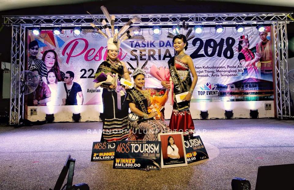 Photo shows the winners for the Danu Lake Beauty Pageant 2018.