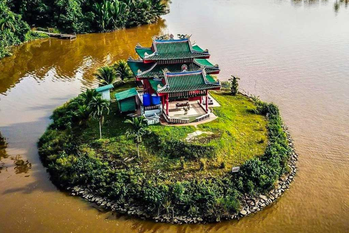 Floating Temple Sebauh